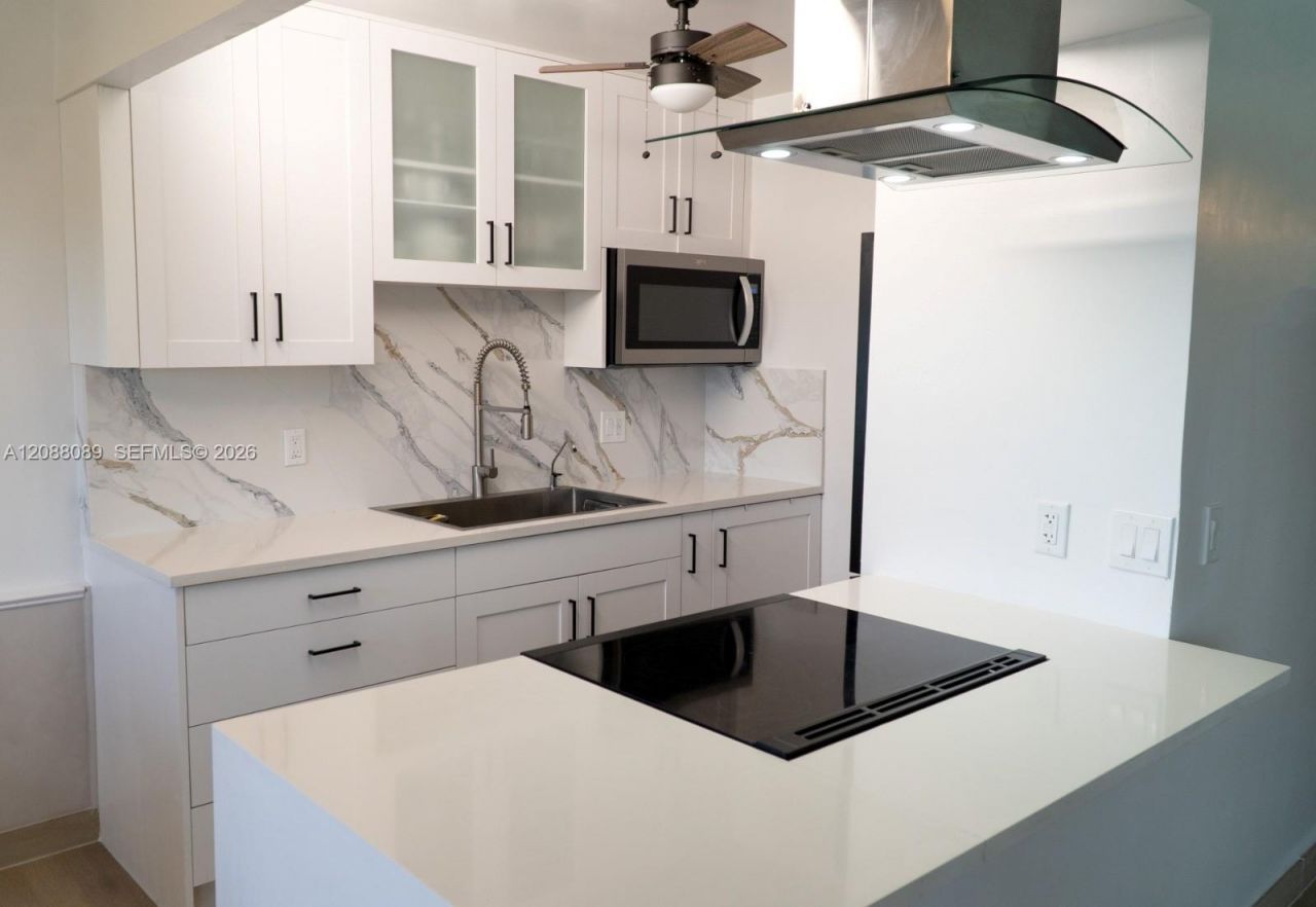4076 E Guildford E, Unit 4, Boca Raton, FL 33434 Photo