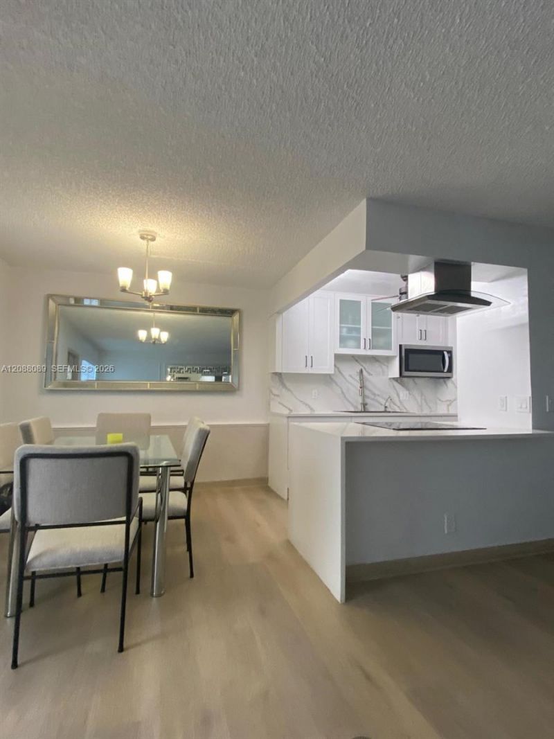 4076 E Guildford E, Unit 4, Boca Raton, FL 33434 Photo