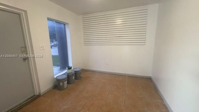 12905 W Okeechobee Rd, Unit E-1, Hialeah Gardens, FL 33018 Photo