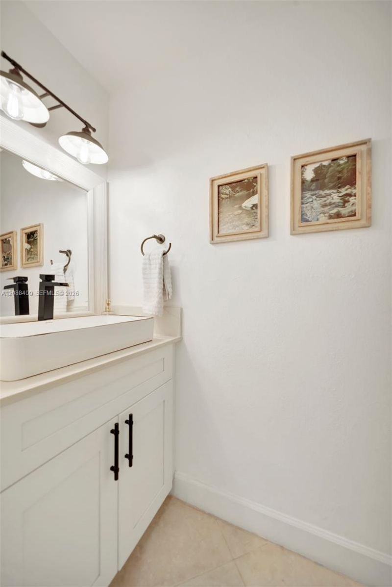 2801 N 34 Ave, Unit 16C, Hollywood, FL 33021 Photo