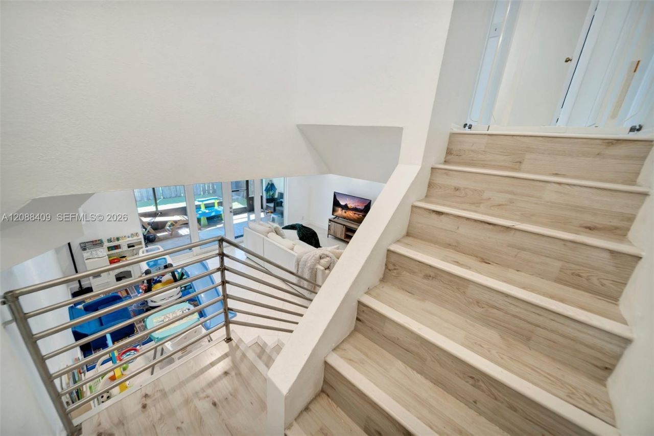 2801 N 34 Ave, Unit 16C, Hollywood, FL 33021 Photo