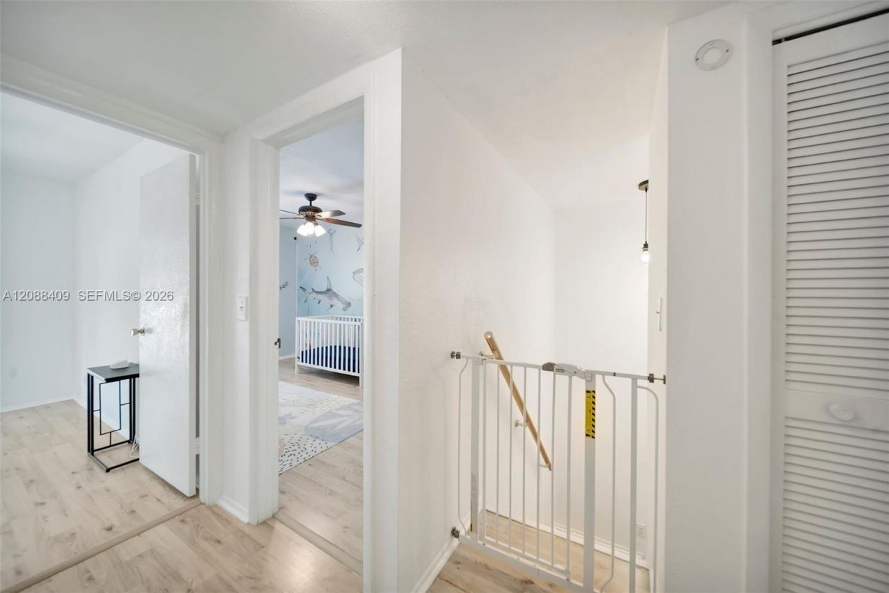 2801 N 34 Ave, Unit 16C, Hollywood, FL 33021 Photo