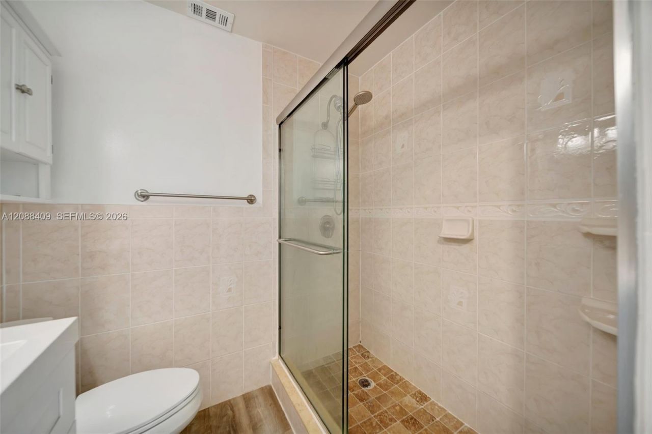 2801 N 34 Ave, Unit 16C, Hollywood, FL 33021 Photo