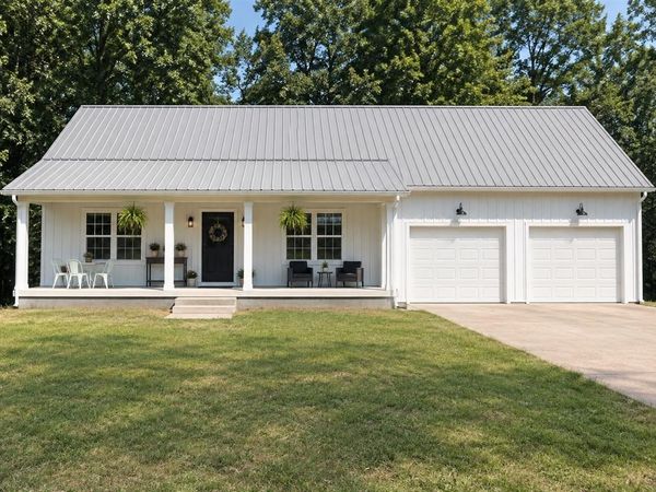 1860 Walkers Chapel Road , Adolphus, KY 42120