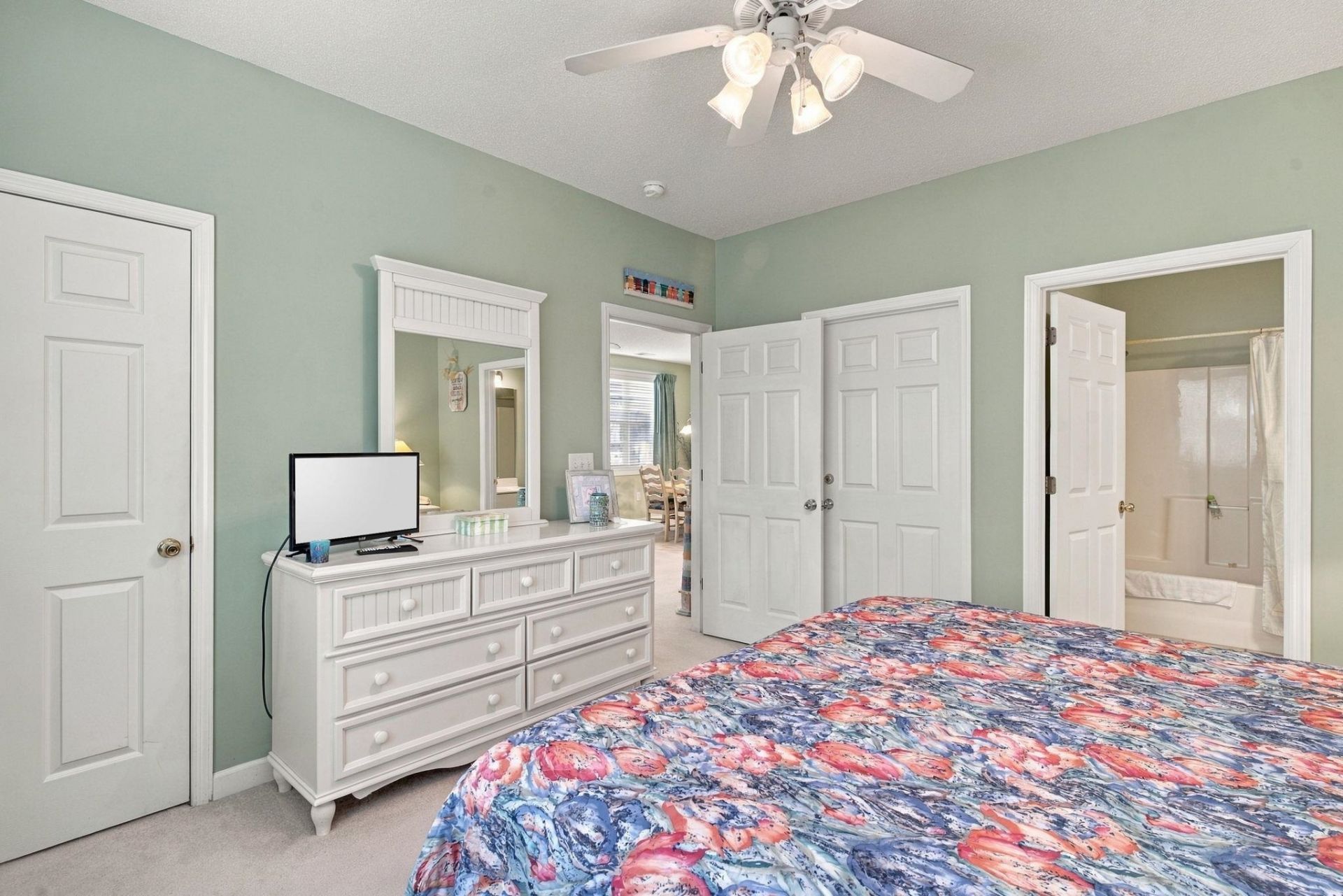 5825 Catalina Dr.  Photo 13