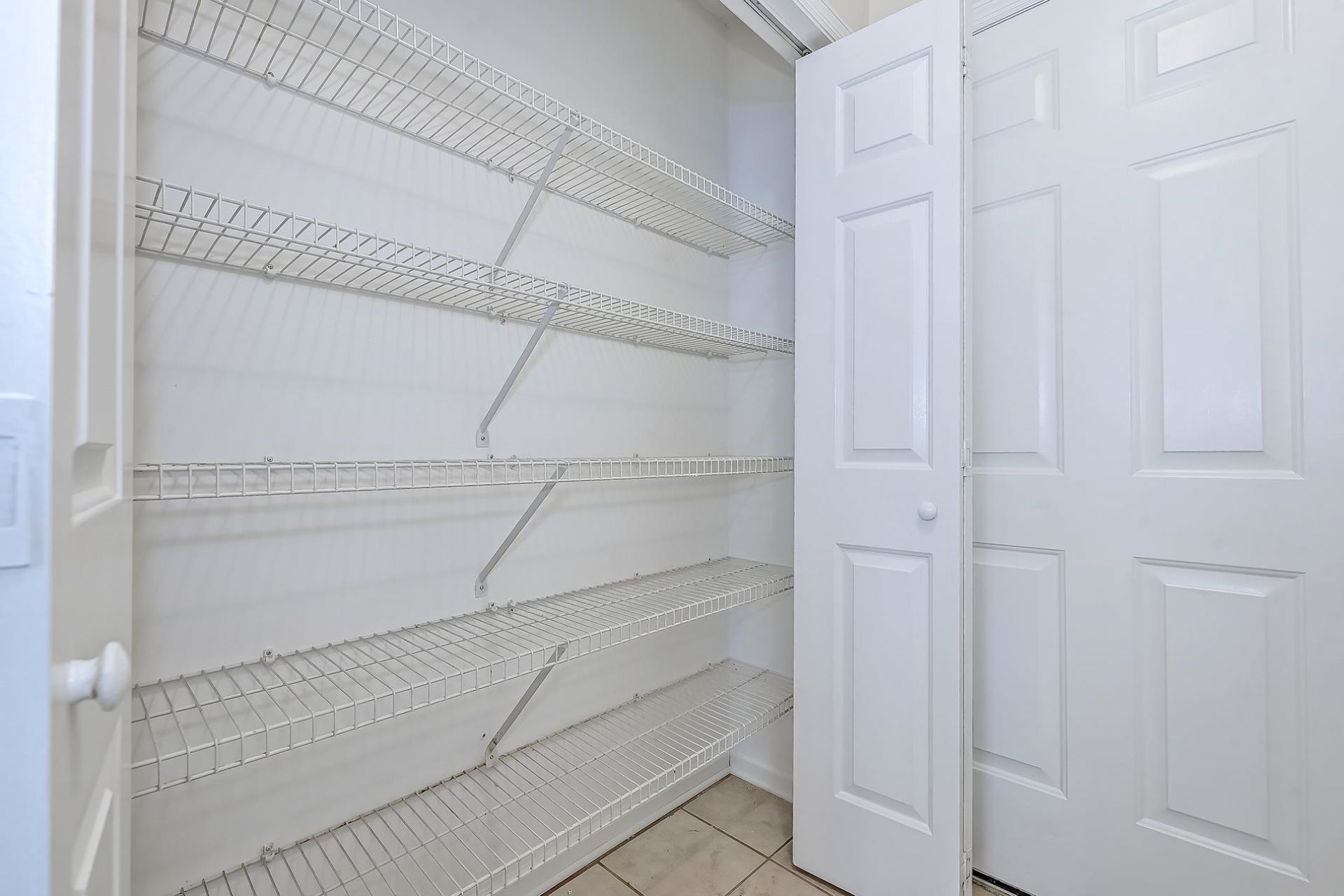 2528 Oriole Dr. Photo 11