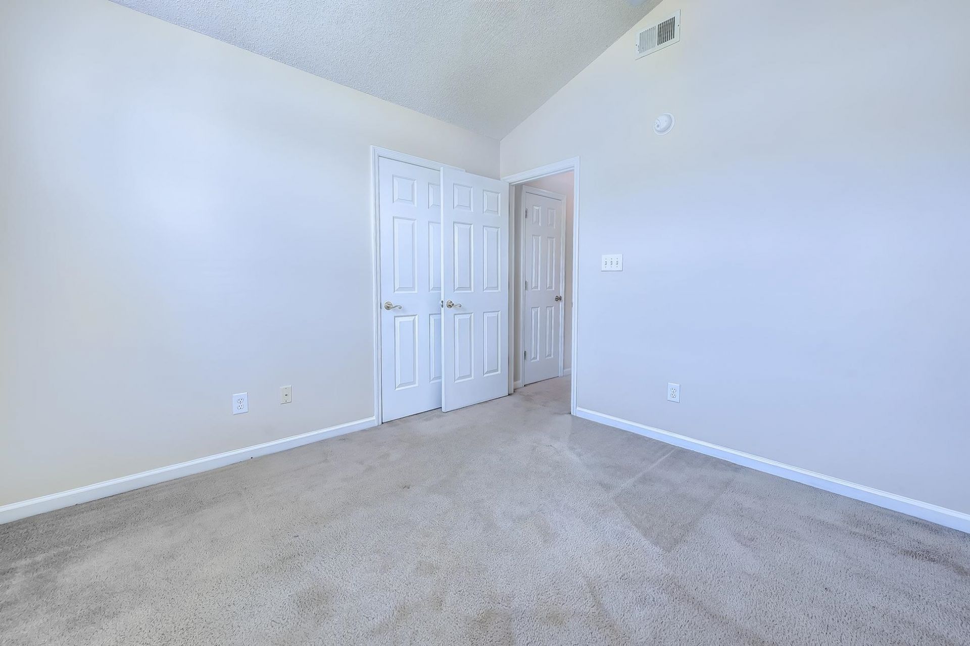 2528 Oriole Dr. Photo 25