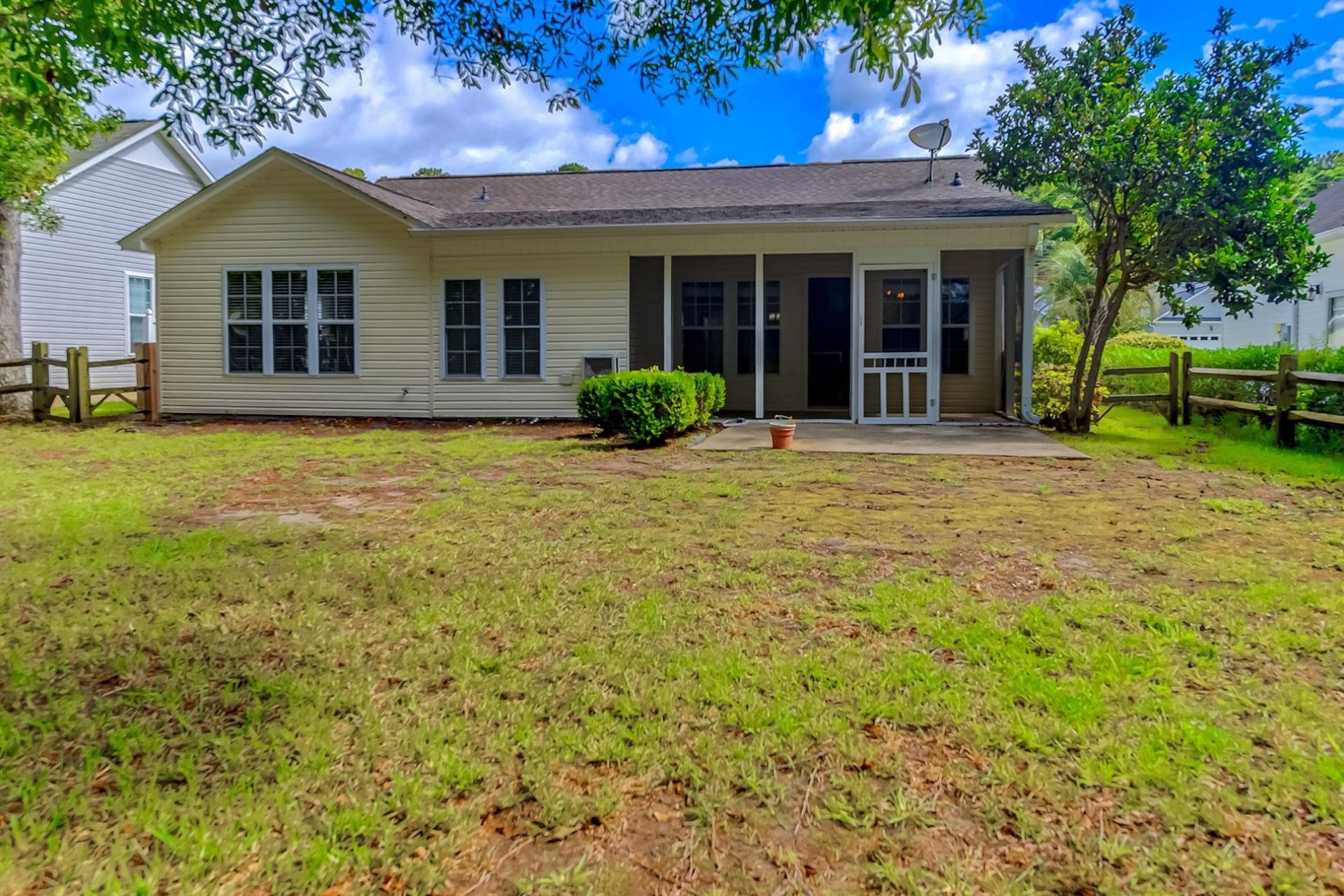 2528 Oriole Dr. Photo 37