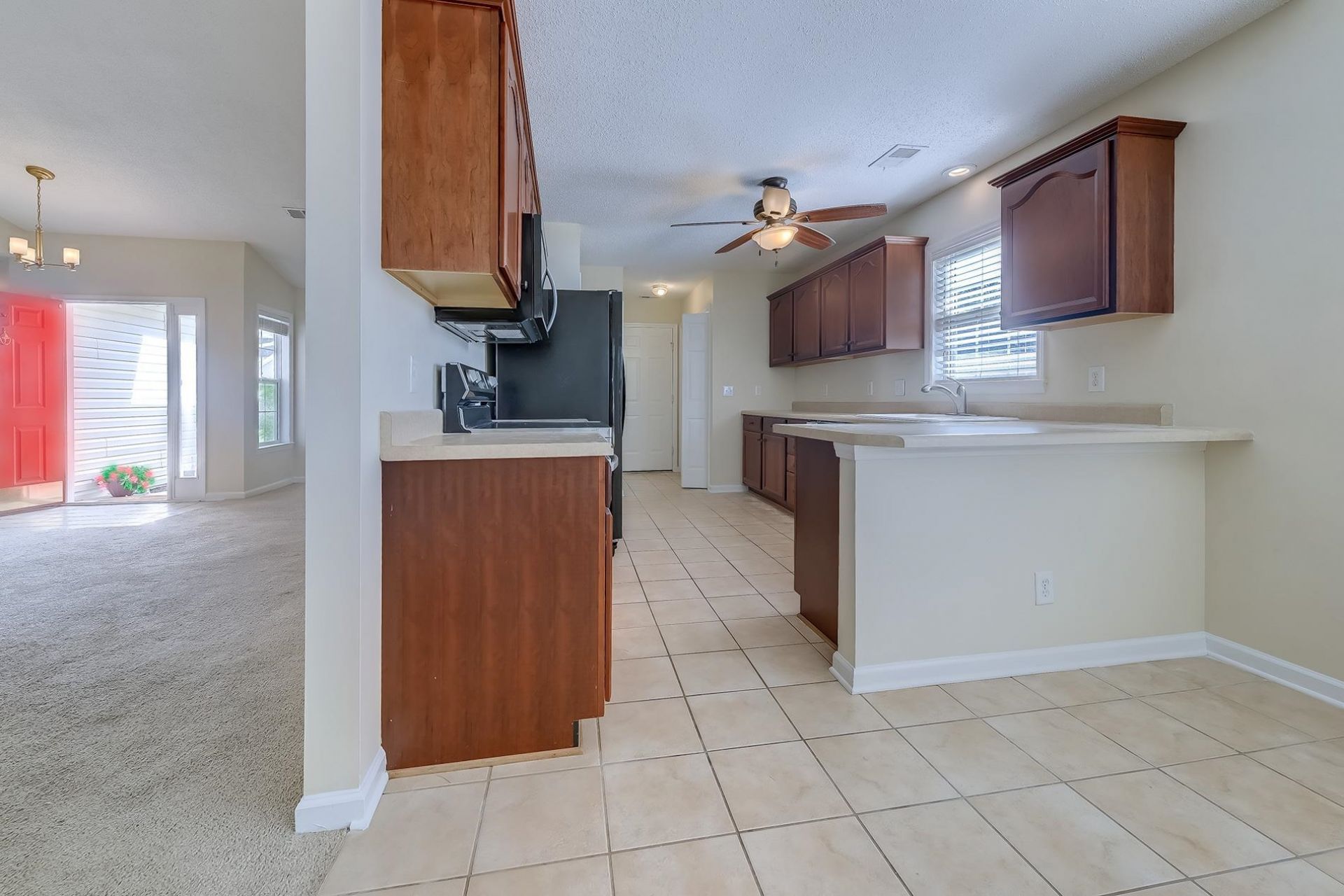 2528 Oriole Dr. Photo 5