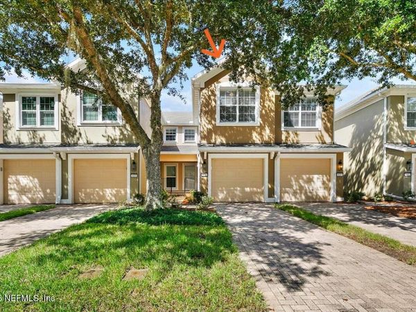 8686 LITTLE SWIFT Circle, Jacksonville, FL 32256