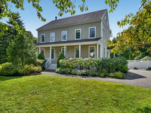 375 Old County Rd, Westport, MA 02790