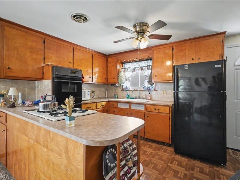 1420 E Beech Street, Alliance, OH 44601 Photo 17