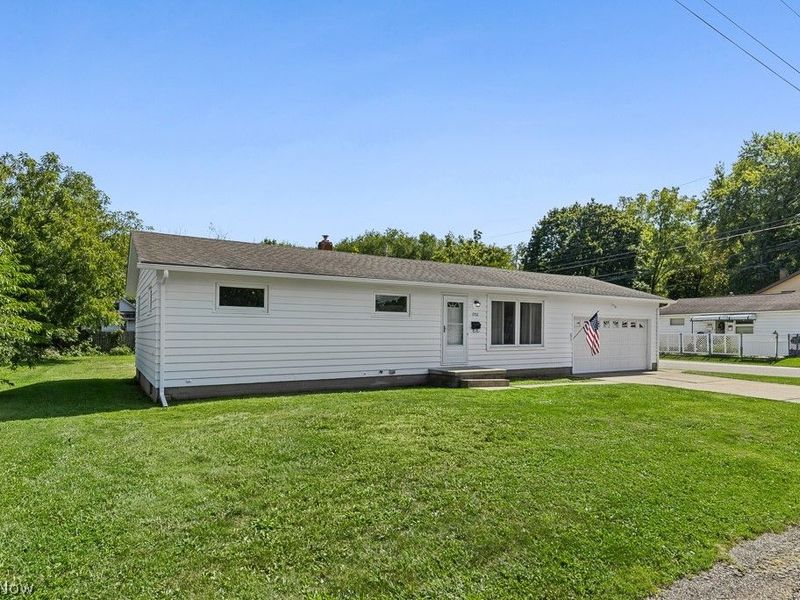 1902 Root Avenue NE, Canton, OH 44705 Photo 38