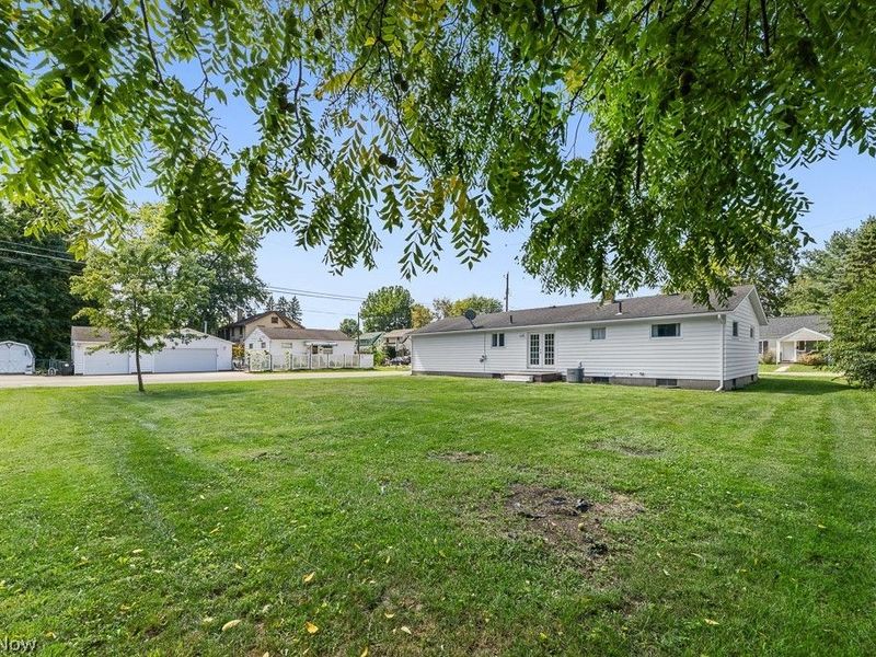 1902 Root Avenue NE, Canton, OH 44705 Photo 42