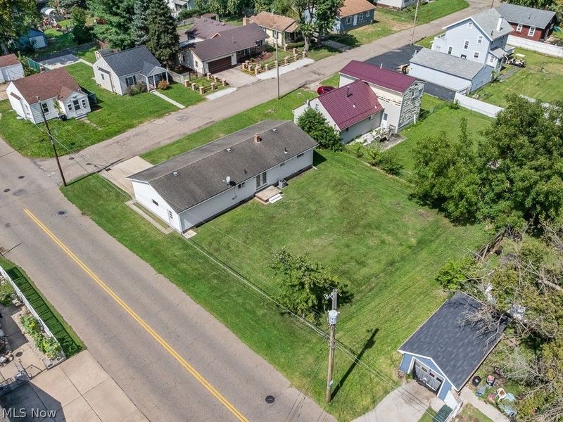 1902 Root Avenue NE, Canton, OH 44705 Photo 44
