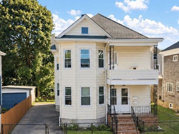 436-438 Arnold St, New Bedford, MA 02740