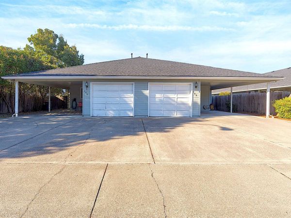 763 Columbine Way, Central Point, OR 97502