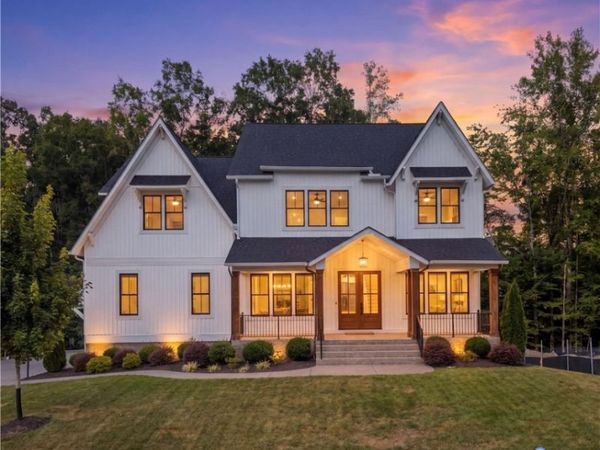 17006 Shoreland Drive , Moseley, VA 23120