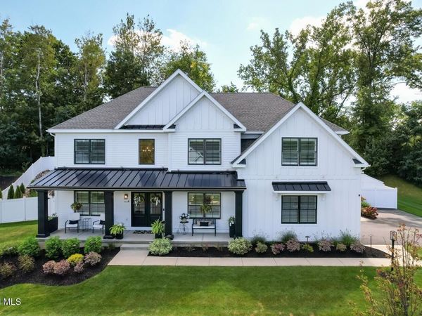 6 Steeple View Drive, Loudonville, NY 12211