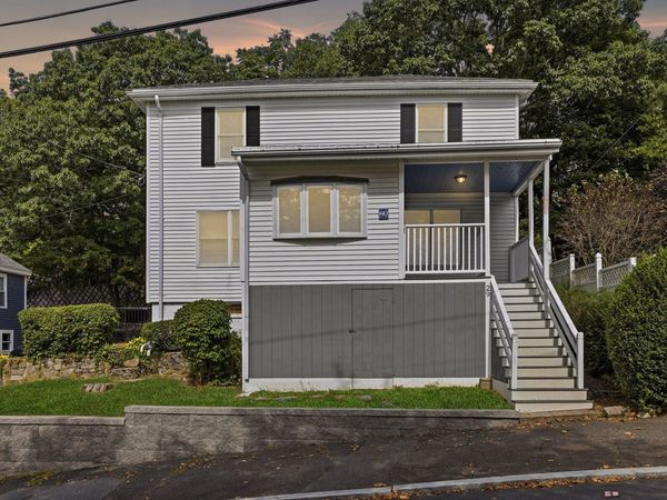 29 Woodlawn, Lynn, MA 01904