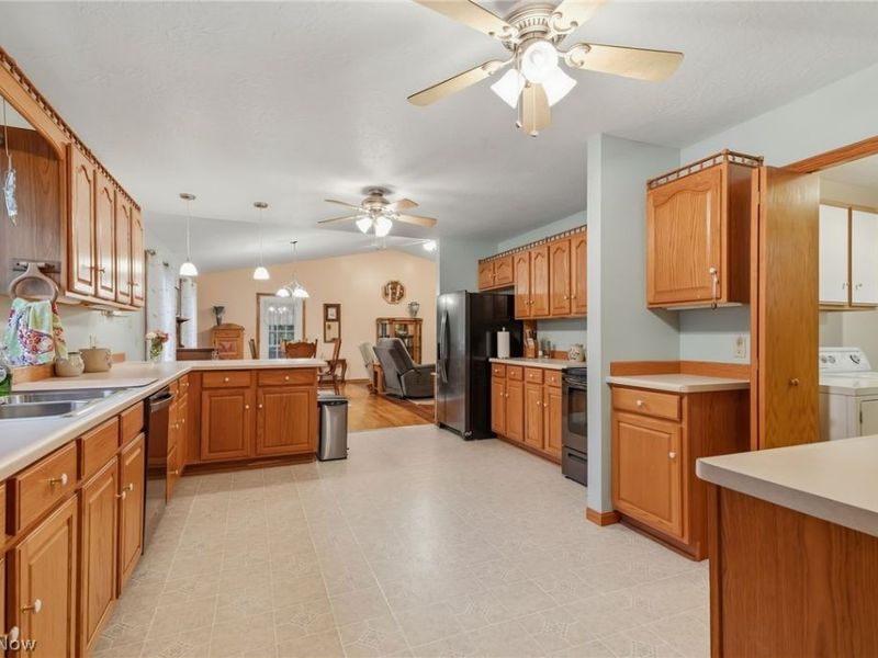922 Benskin Avenue SW, Canton, OH 44710 Photo 9