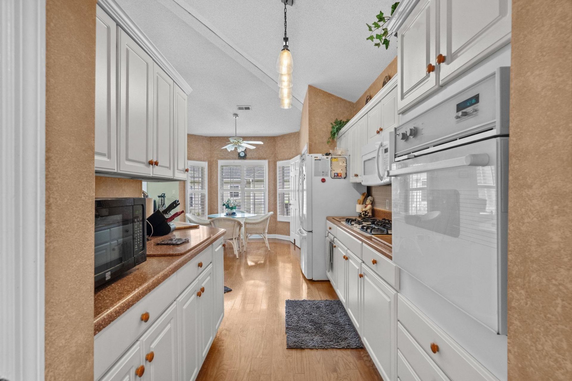 482 Shellbank Dr. Photo 16