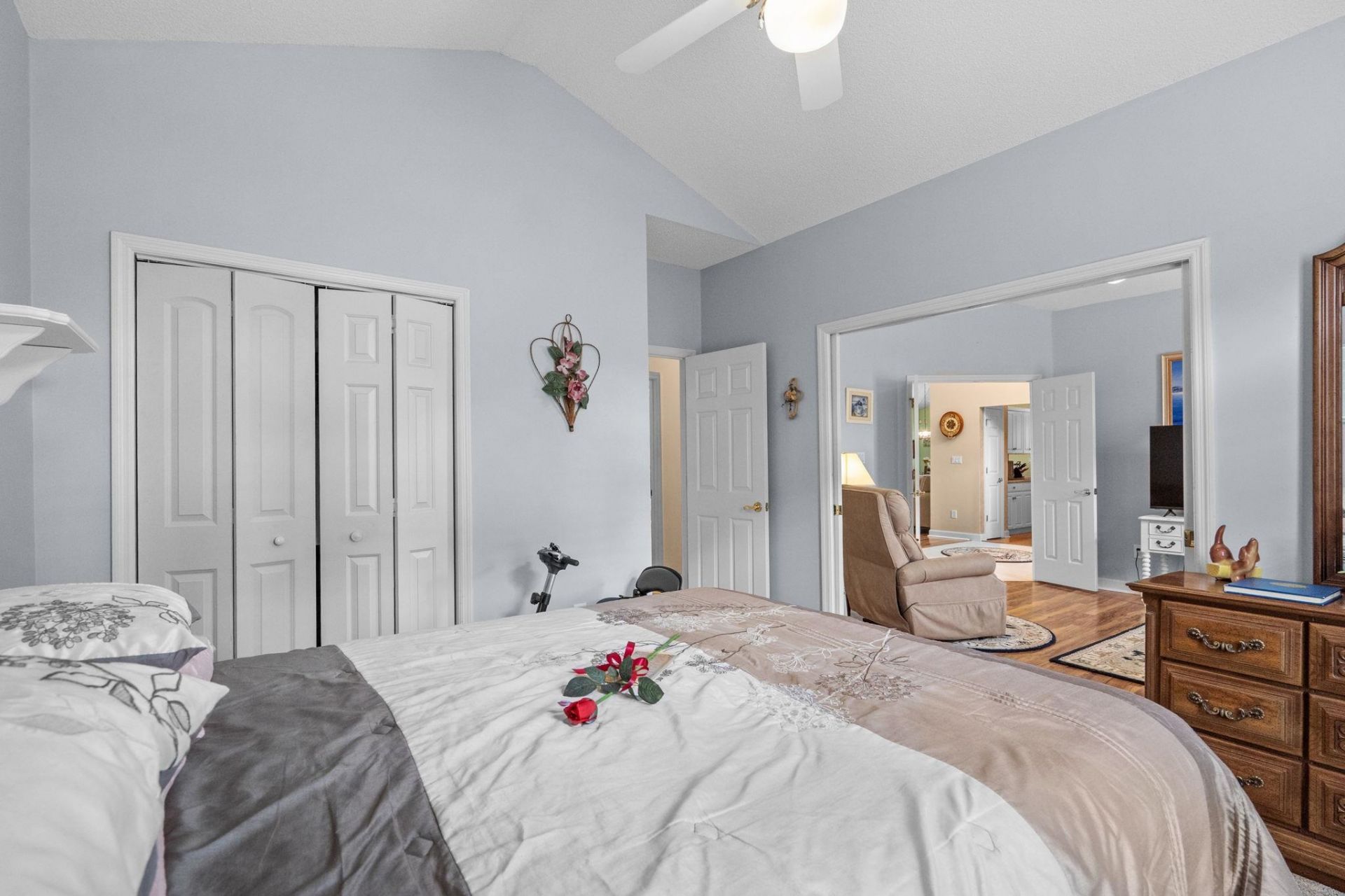 482 Shellbank Dr. Photo 32