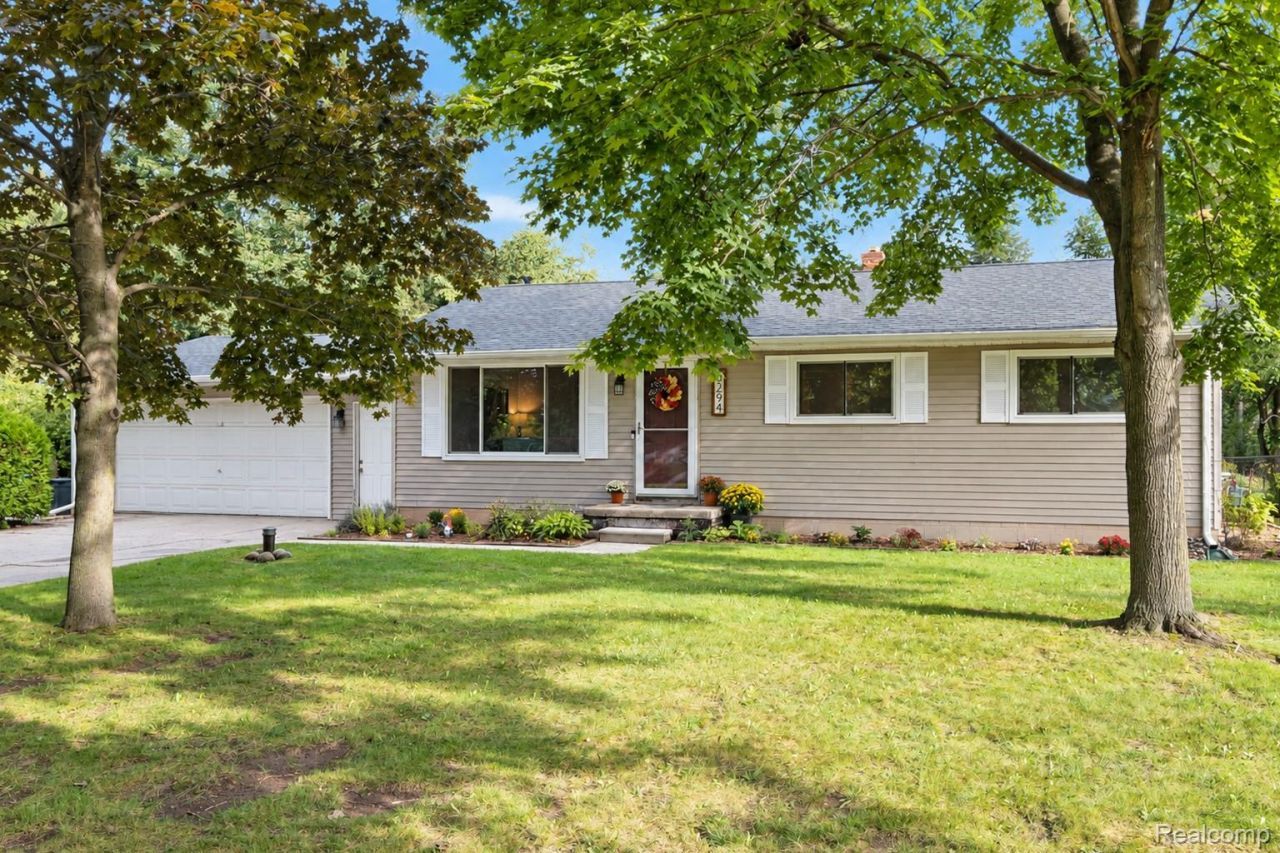 3294 Genoa Road, Independence Township, Mi 48346 Main Photo