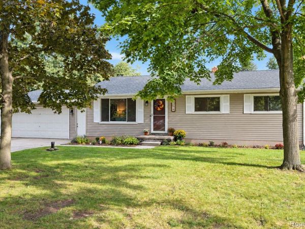 3294 Genoa Road, Independence Township, Mi 48346