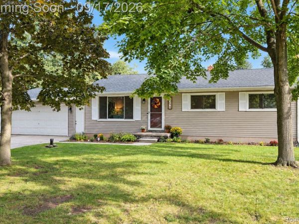 3294 Genoa Road, Independence Township, Mi 48346