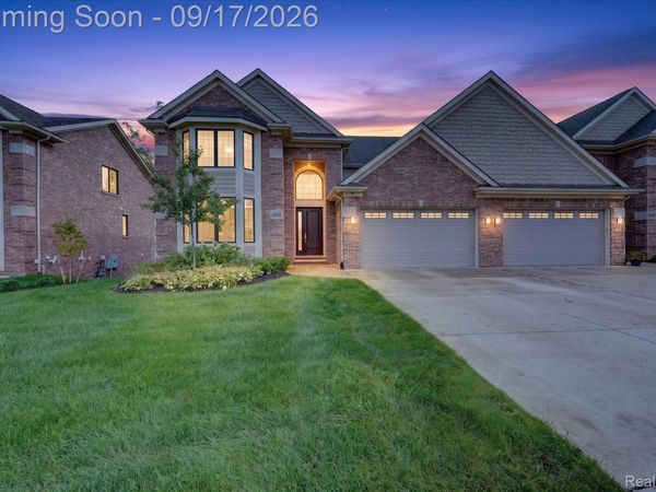20202 Beacon Way, Northville Township, Mi 48167