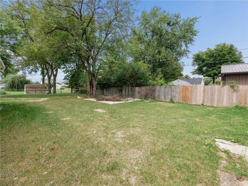 629 Little Meadow Drive, Dayton, OH 45404 Photo 35