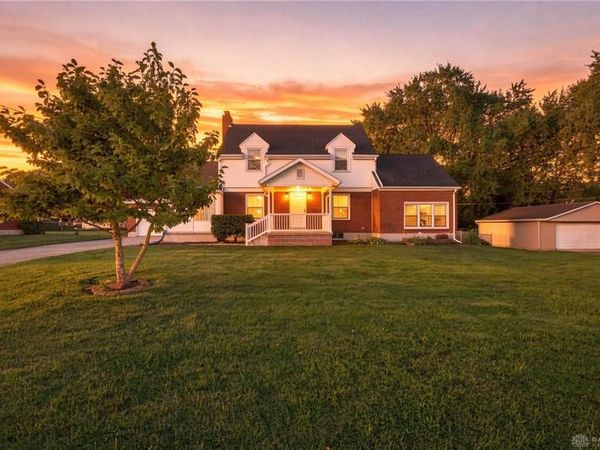 250 S Xenia Drive, Enon Vlg, OH 45323