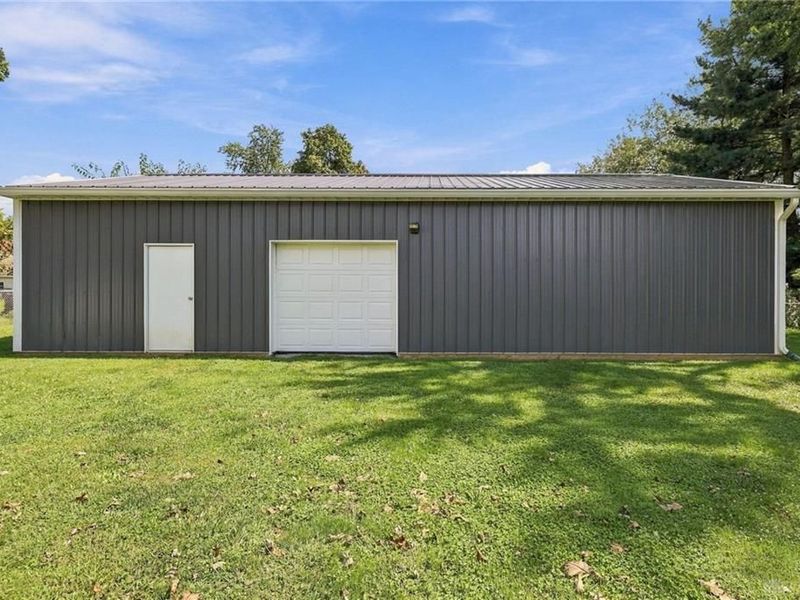 250 S Xenia Drive, Enon Vlg, OH 45323 Photo 32