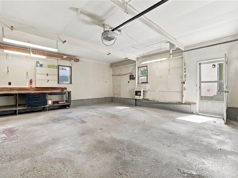 250 S Xenia Drive, Enon Vlg, OH 45323 Photo 42