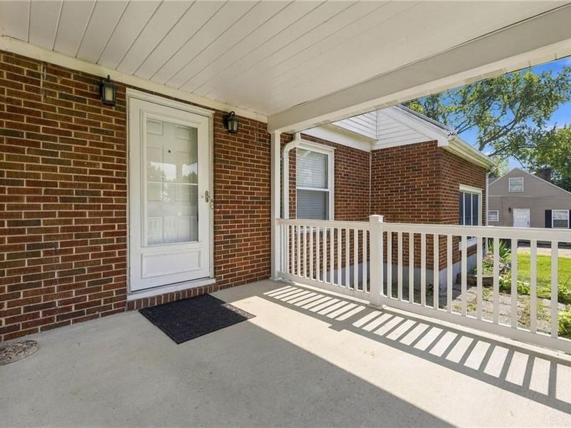 250 S Xenia Drive, Enon Vlg, OH 45323 Photo 5