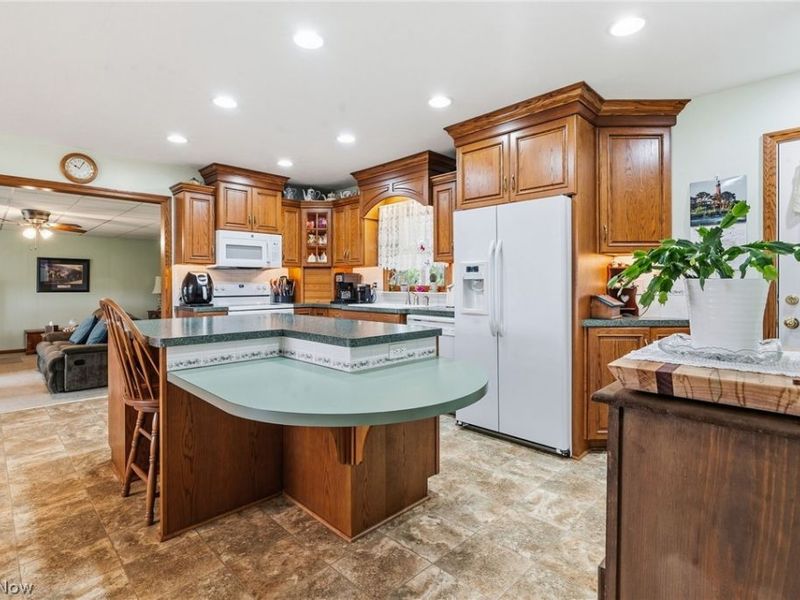 3834 Southway Street SW, Massillon, OH 44646 Photo 16