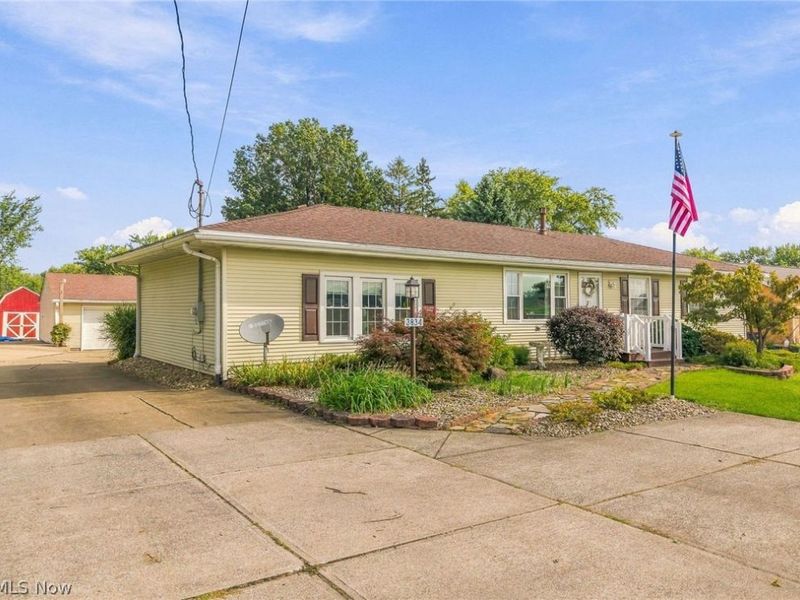 3834 Southway Street SW, Massillon, OH 44646 Photo 2