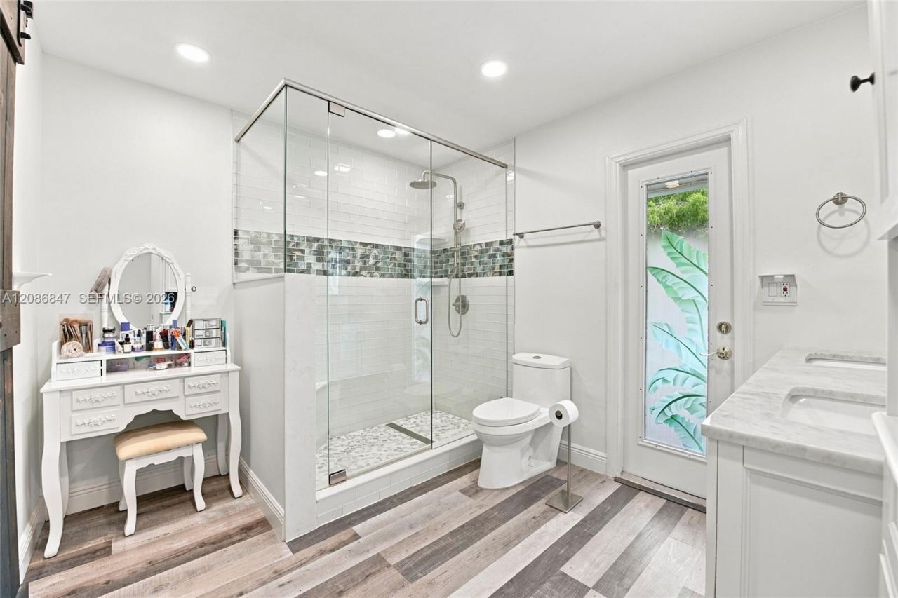 511 NW 104th Ave, Plantation, FL 33324 Photo
