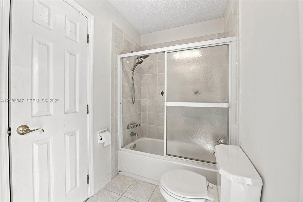 511 NW 104th Ave, Plantation, FL 33324 Photo