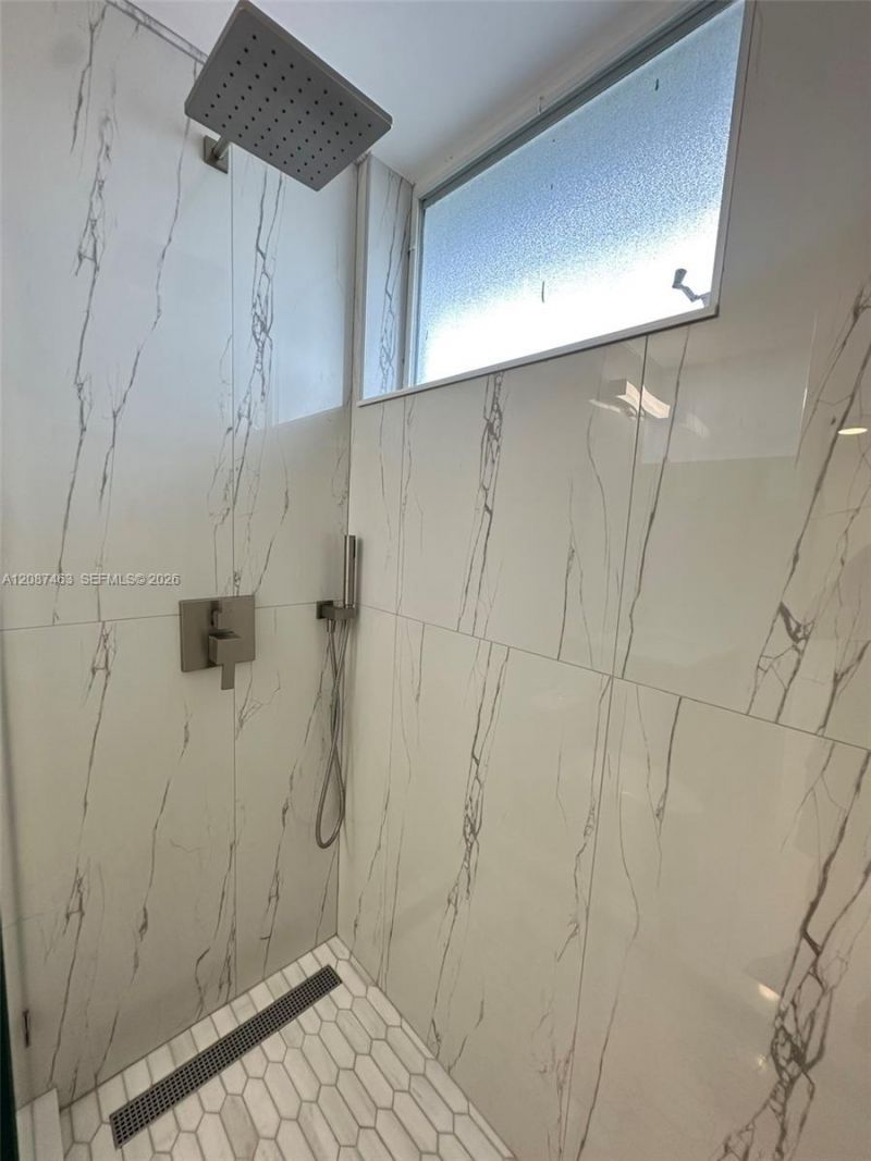 921 Jefferson Ave, Unit 4E, Miami Beach, FL 33139 Photo