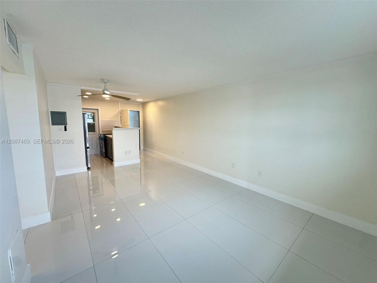 921 Jefferson Ave, Unit 4E, Miami Beach, FL 33139 Photo