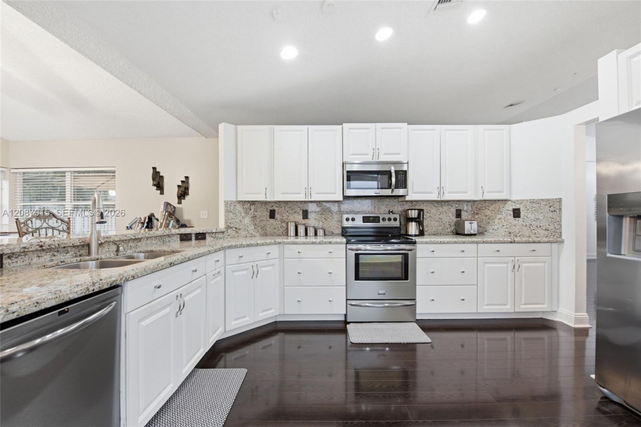 5346 NW 99th Way, Coral Springs, FL 33076 Photo