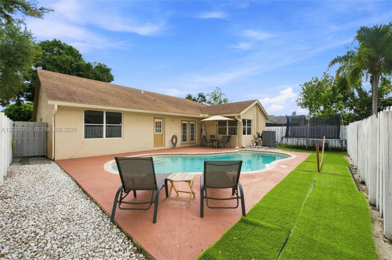 5346 NW 99th Way, Coral Springs, FL 33076 Photo