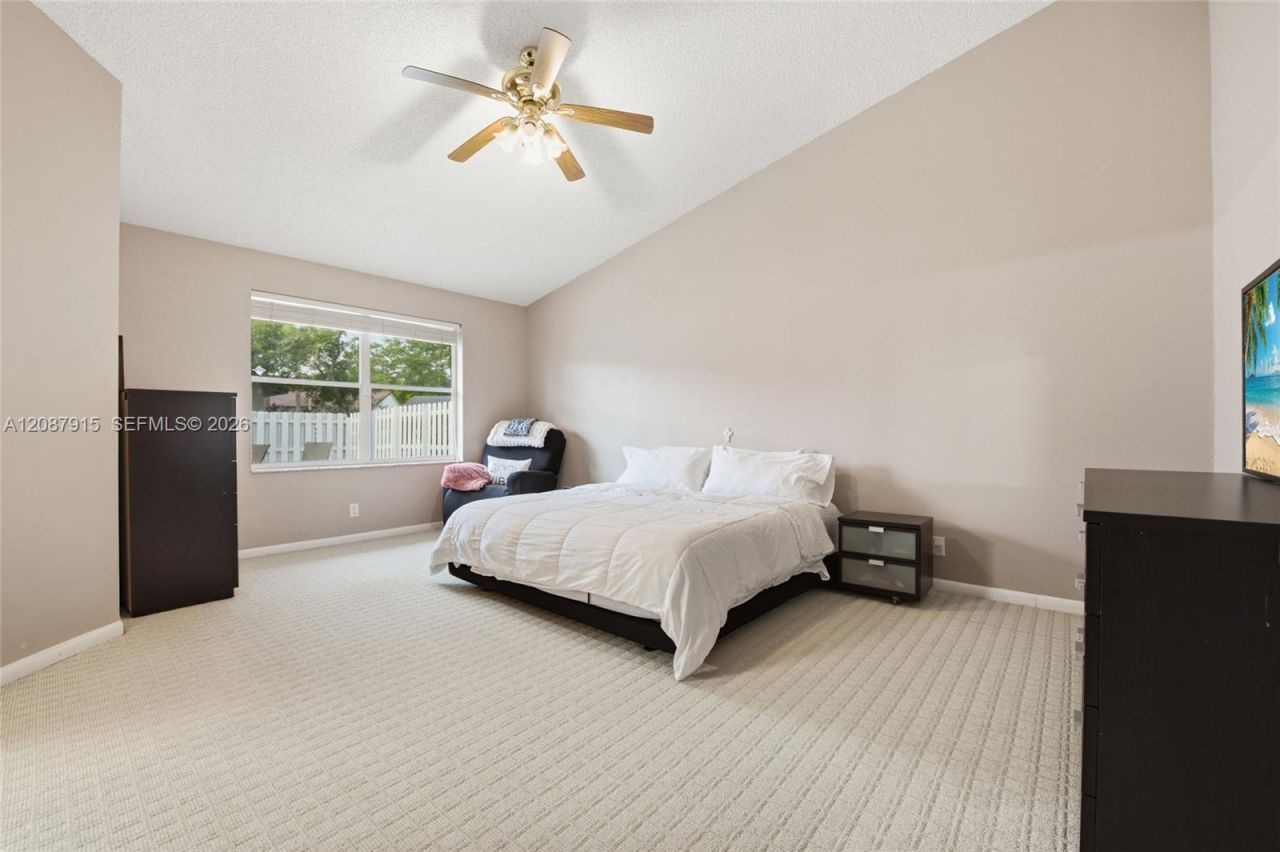 5346 NW 99th Way, Coral Springs, FL 33076 Photo