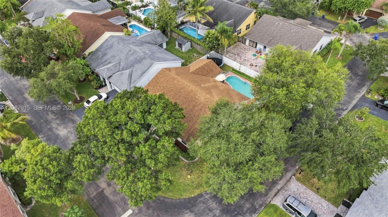 5346 NW 99th Way, Coral Springs, FL 33076 Photo