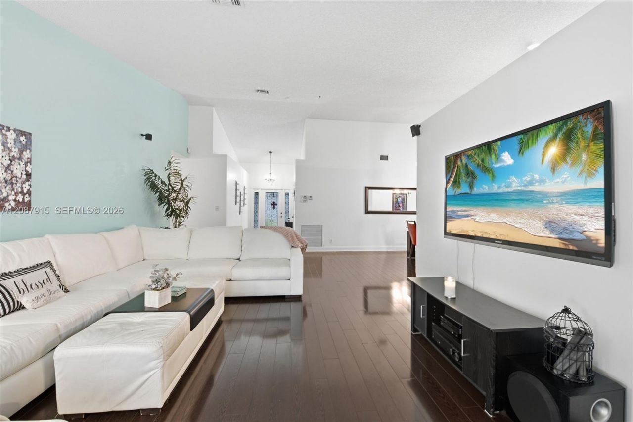 5346 NW 99th Way, Coral Springs, FL 33076 Photo