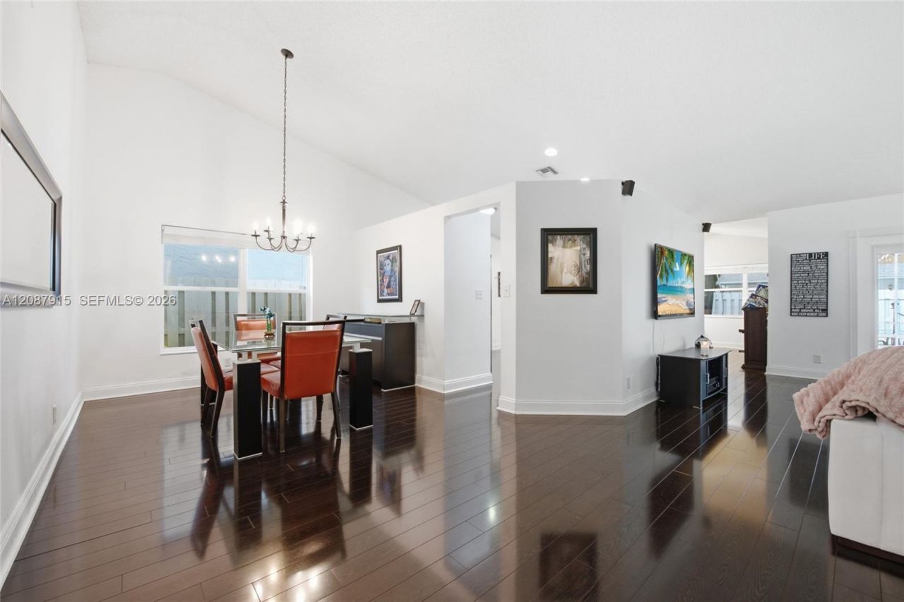 5346 NW 99th Way, Coral Springs, FL 33076 Photo