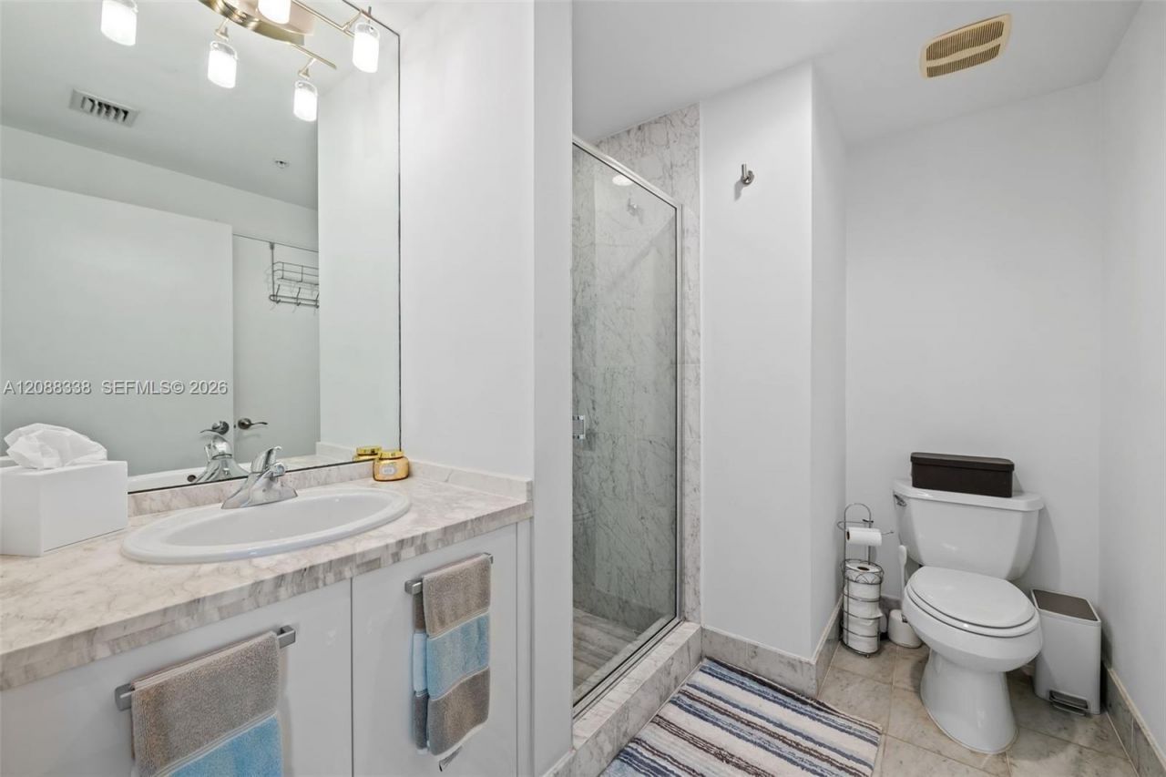 253 NE 2nd St, Unit 2501, Miami, FL 33132 Photo