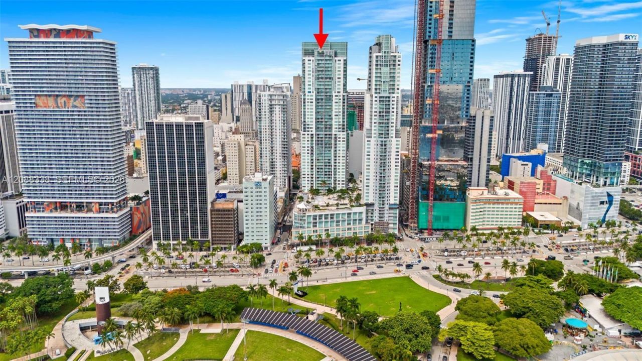 253 NE 2nd St, Unit 2501, Miami, FL 33132 Photo